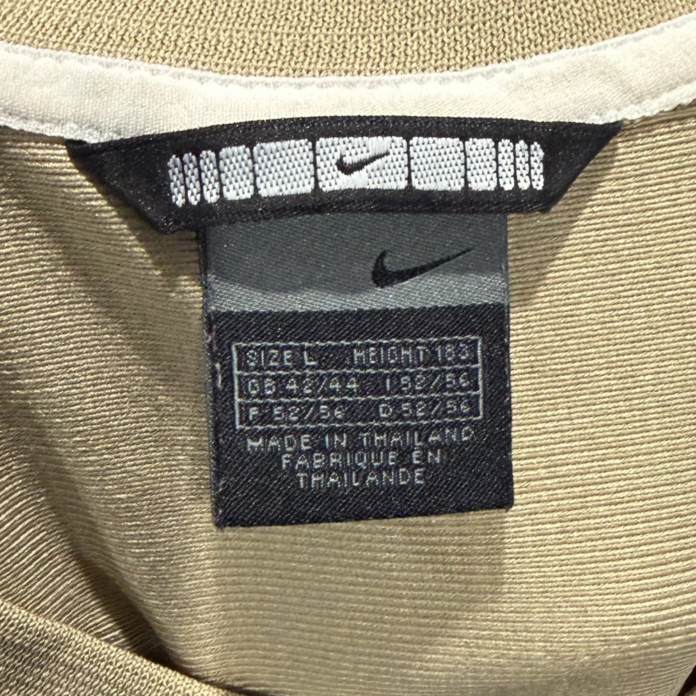Nike Men's Beige Short Sleeve Tee - Picture 4 of 4